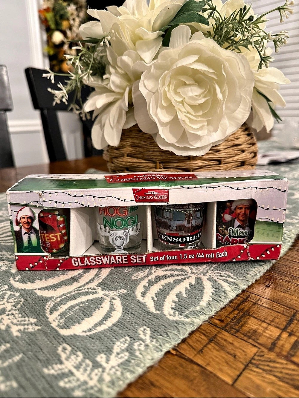 Silver Buffalo National Lampoon's Christmas Vacation 4-Piece 1.5 oz. Shot Glass